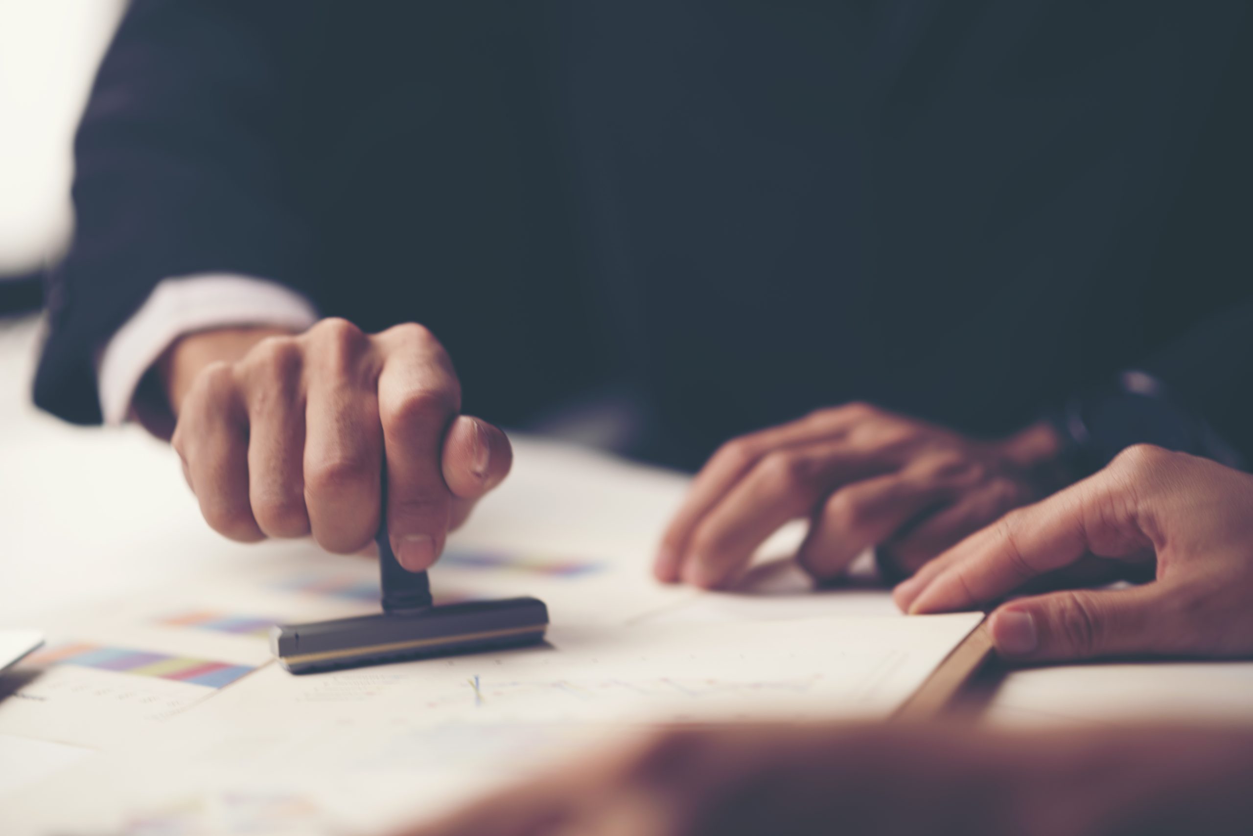Choosing the Right Commercial Title Search Company: Avoid Nightmares